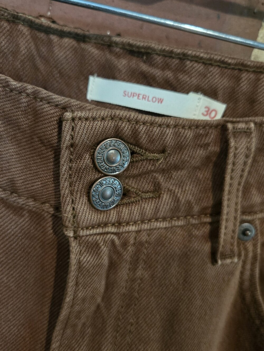 Levi's Superlow Wide Leg Jeans Brown Low Rise Size 30 Y2K Boho - Picture 3 of 5